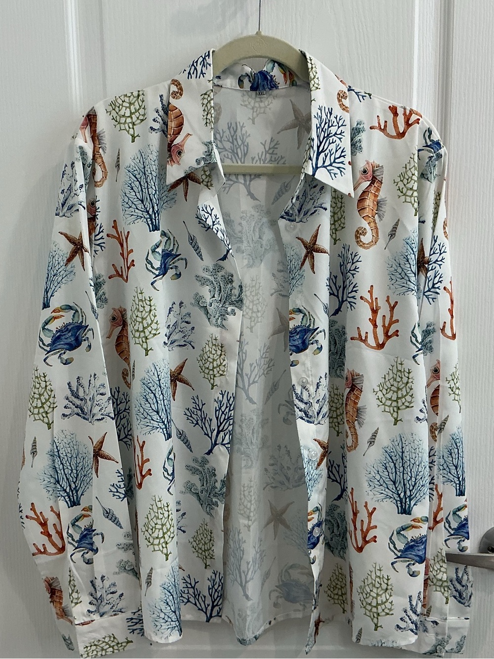 Ocean Print Button-Up Blouse in White with Blue & Rust Accents - Picture 4 of 11